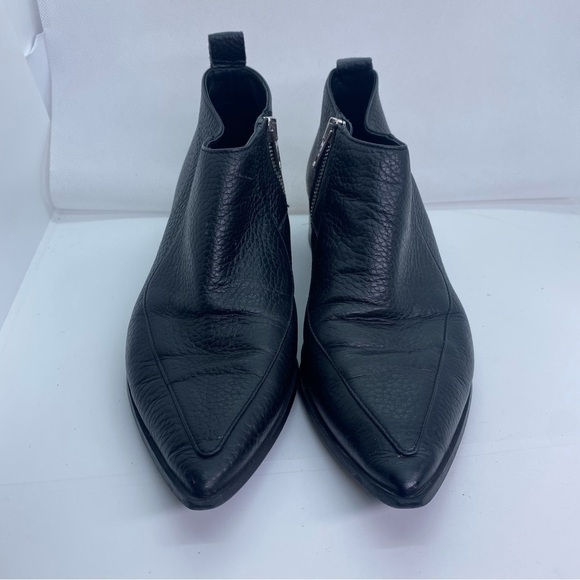 Everlane Boss Boot Pebbled Leather Black - Picture 2 of 10